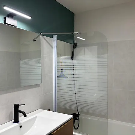 Cosy Avec Piscine Lejlighed Grabels