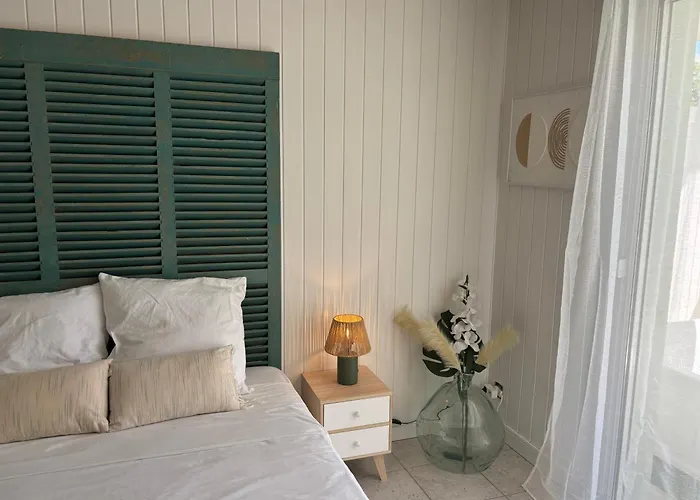 Cosy Avec Piscine Apartamento *