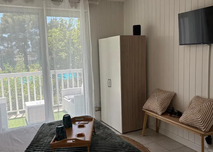 Apartamento Cosy Avec Piscine *